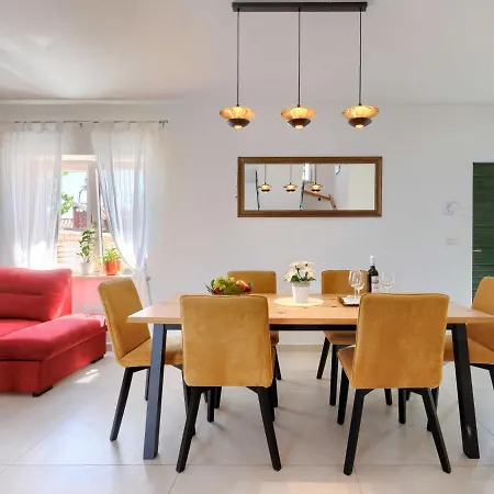 Antica By Interhome بيت للعطل روفينجسكو سيلو