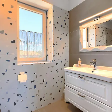 Antica By Interhome روفينجسكو سيلو